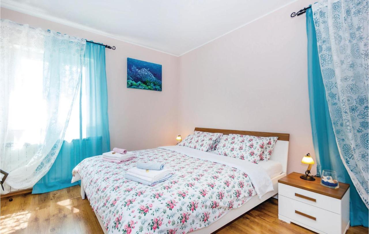 Holiday home 3 Bedroom Lovely In Bregi