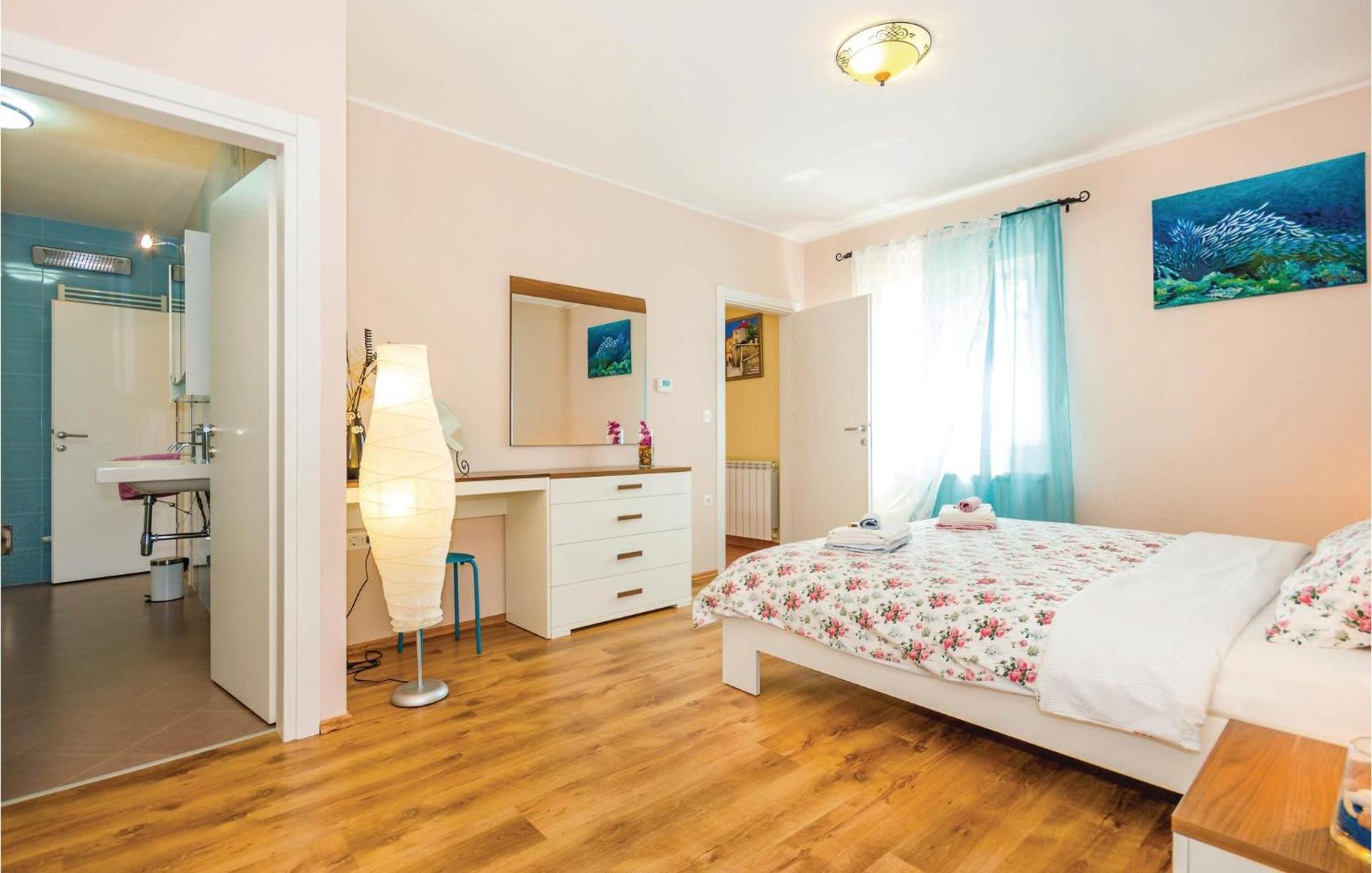 Ferienhaus 3 Bedroom Lovely In Bregi Opatija