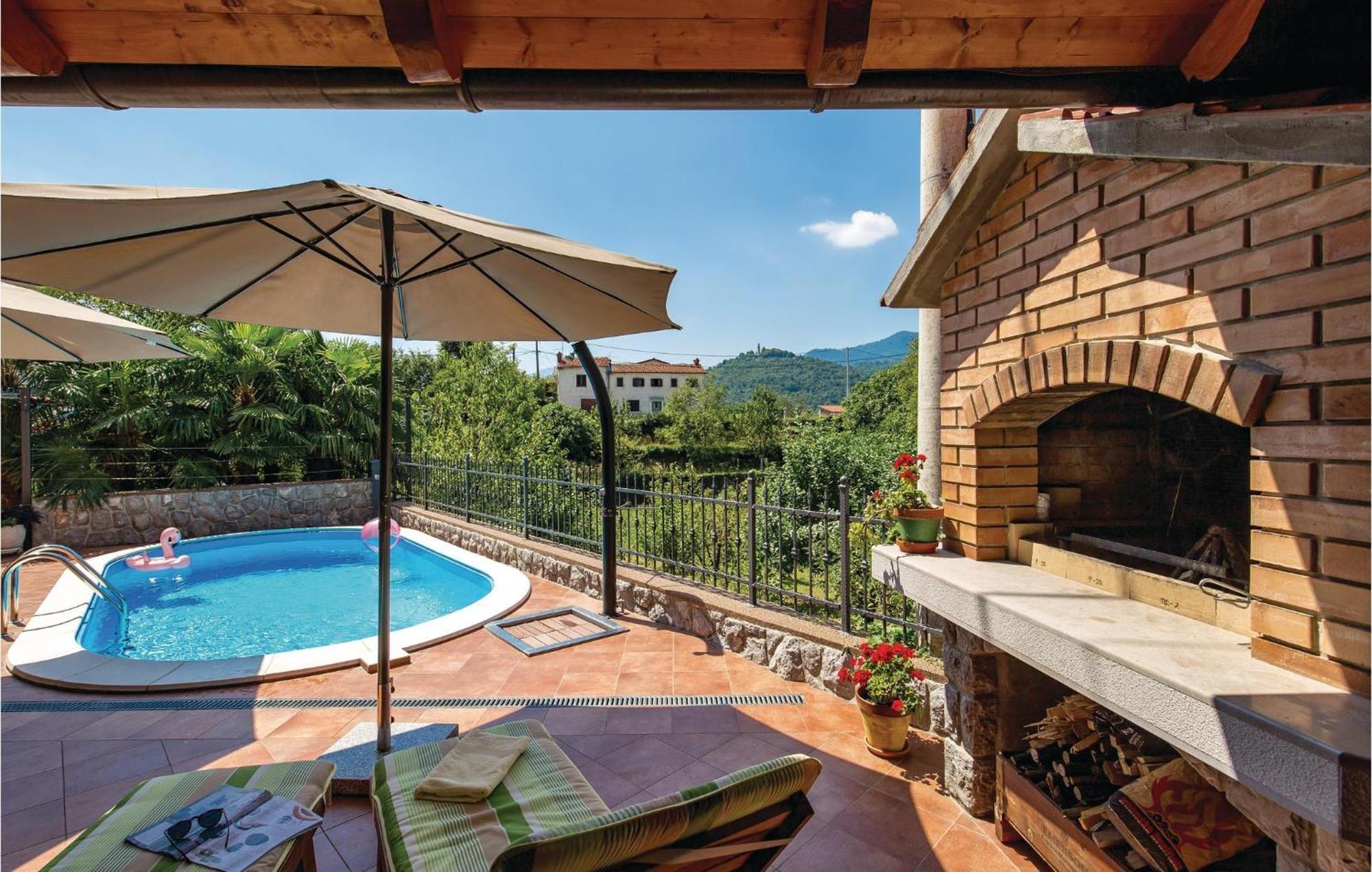 3 Bedroom Lovely In Bregi Opatija